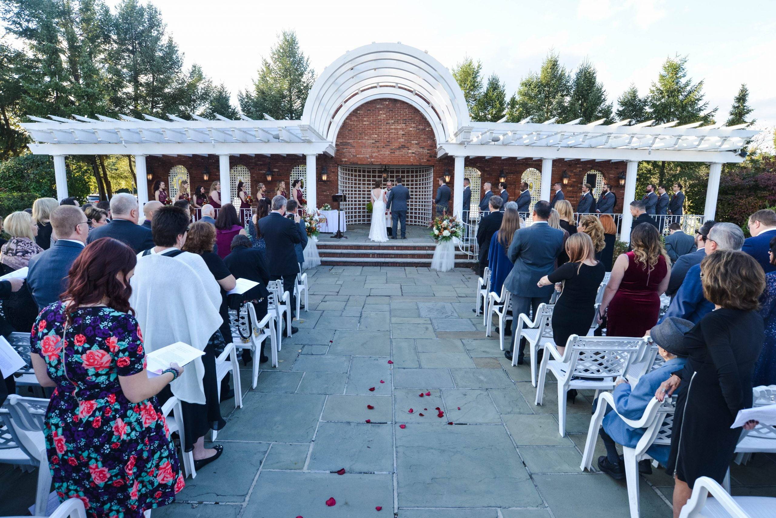 Birchwood Manor wedding ceremony